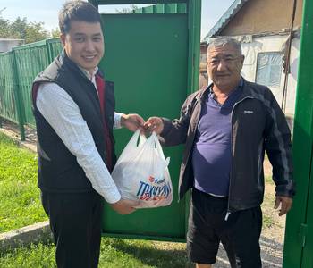 Тойбосс Toyboss joined the initiative for the International Day of Older People